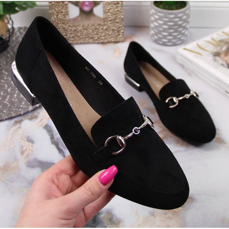 Svarta mockasinskor med Sergio Leone W SK360 dekoration 1