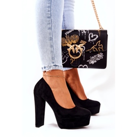 WS1 Mockapumpar på den svarta Bemiso-plattformen 3