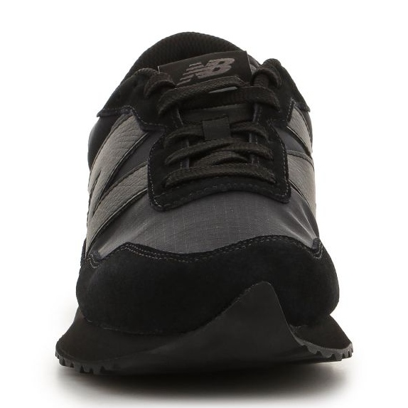 Sportskor New Balance M MS237UX1 svart 1