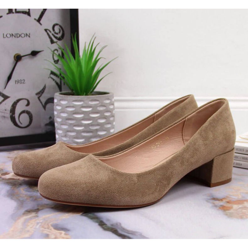 Pumps on a block mocka Sergio Leone i SK354E beige 2