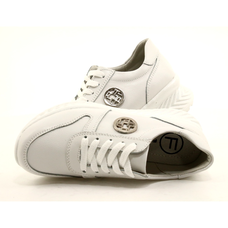 Damsportskor bundna Filippo DP3547 / 22 WH White vit silver- 6
