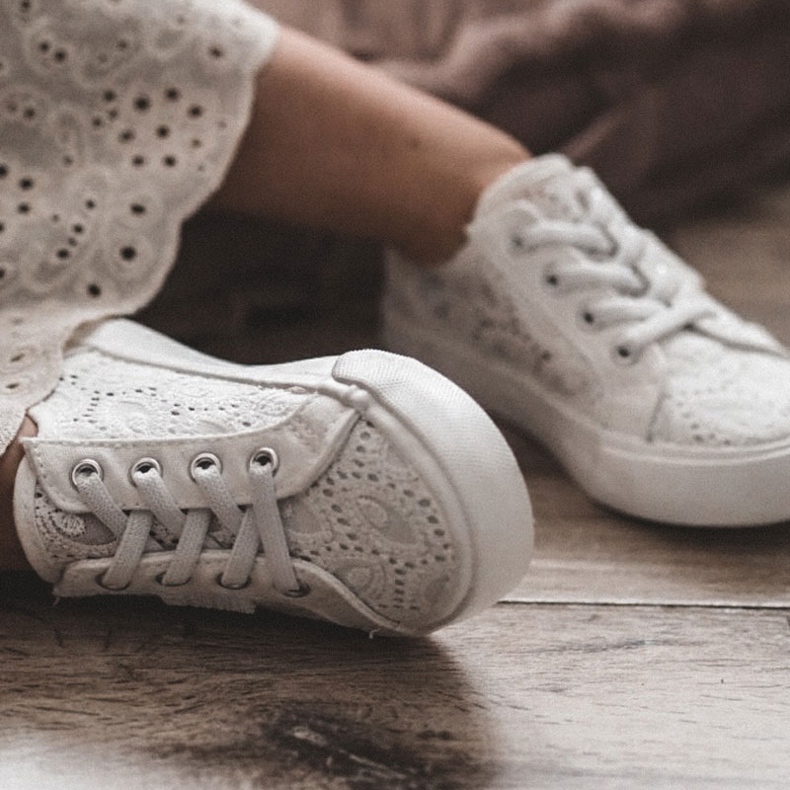 Genombrutna Sneakers Big Star JJ374134 Vit 1