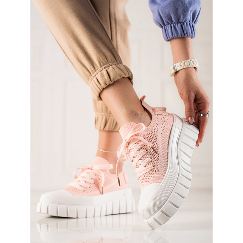 Trendiga sneakers på plattformen rosa 2