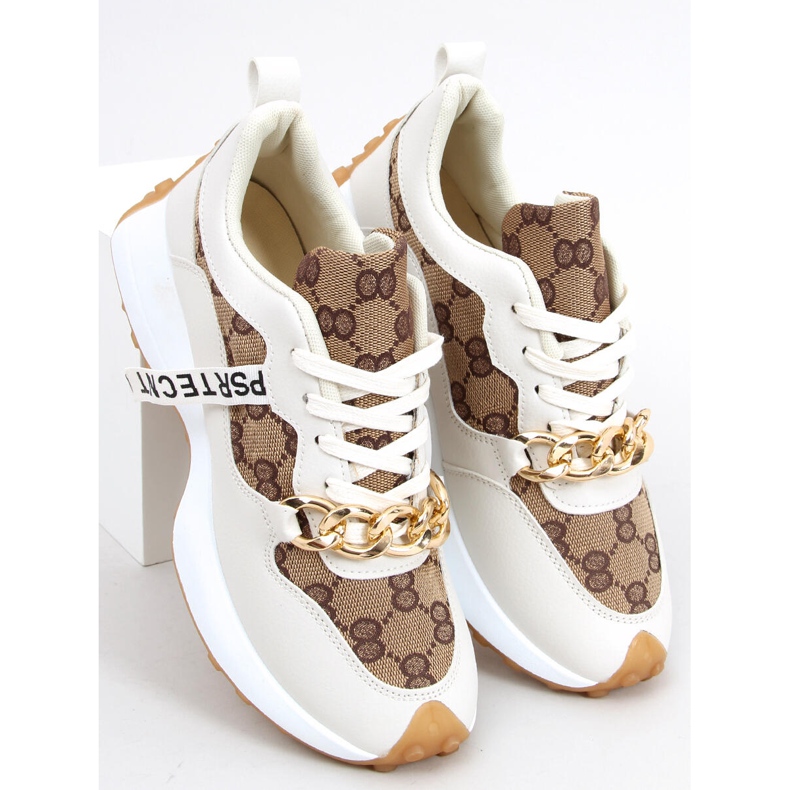 Sneakers med Elena Beige kedja 2
