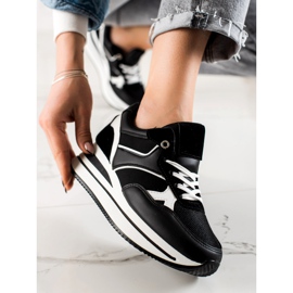 TRENDI Svarta Smyger På Plattformen 1