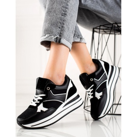 TRENDI Svarta Smyger På Plattformen 2