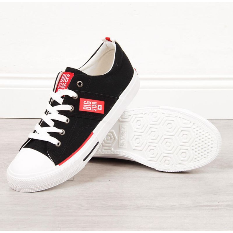 Låga sneakers i textil Big Star M HH174039 svarta 1