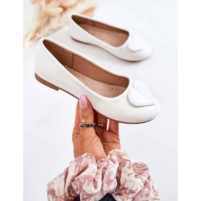 Vinceza Lackade Barnballerinor Med Hjärta Vit Corty 2