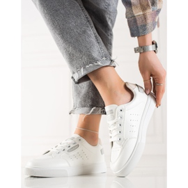 TRENDI Sportskor tillverkade av ekoläder vit 1