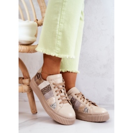 Lädersportskor på plattformen Maciejka 05482-04 Beige 2