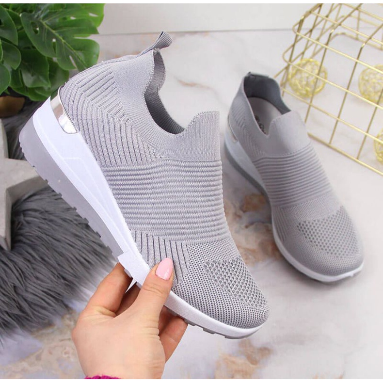 Sneakers strumpor slip on McKeylor W JAN95A grå 1