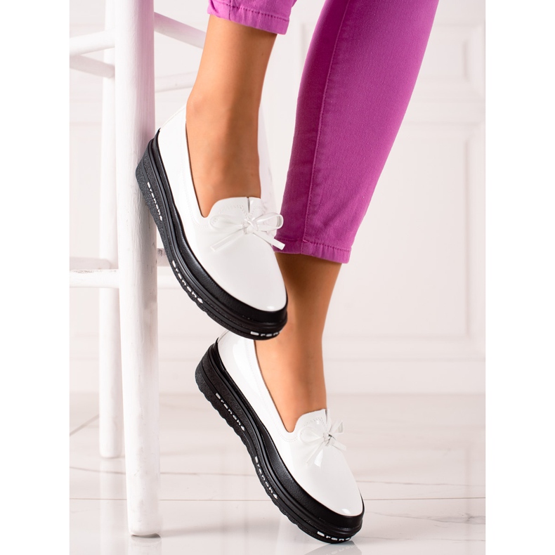 Lätta skor loafers på VINCEZA-plattformen vit 2