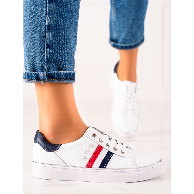 Sportssneakers gjorda av VINCEZA-läder vit 2