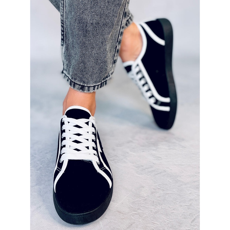 Svarta Trest Svarta chanelki sneakers 1