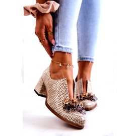 PA2 Elegant högklackat läder med beige Delaver-dekoration 1