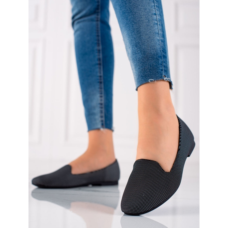 TRENDI Svarta herrar i prickar 1