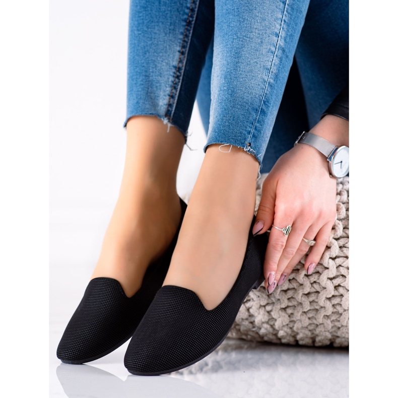 TRENDI Svarta herrar i prickar 1