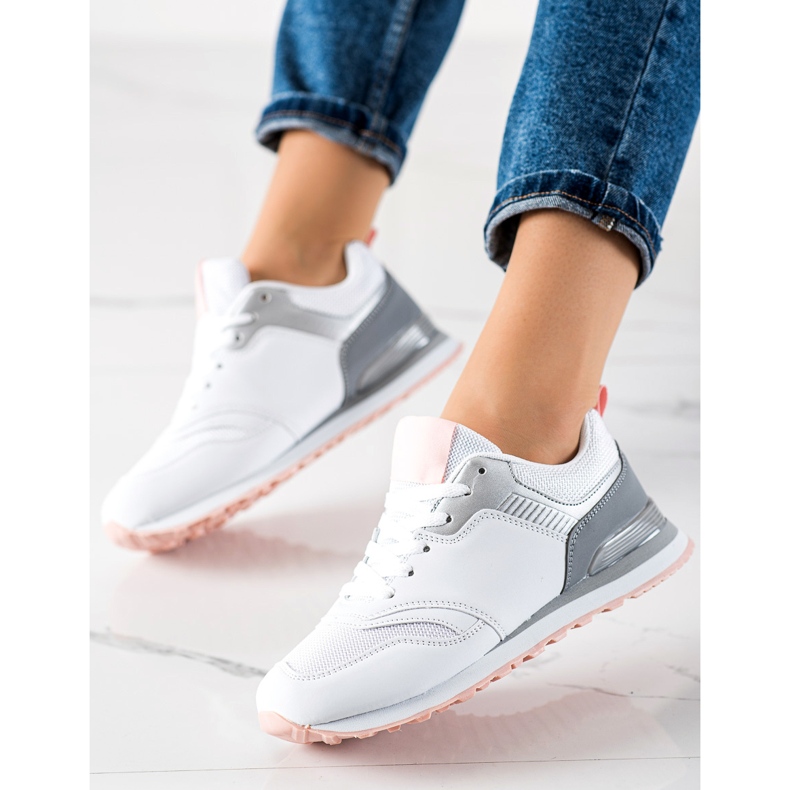 RTX WALK Vita sportskor grå 1