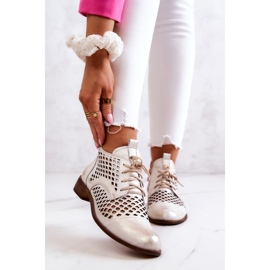 Genombrutna stövlar i läder Nicole 2704/004 Vit och guld 1