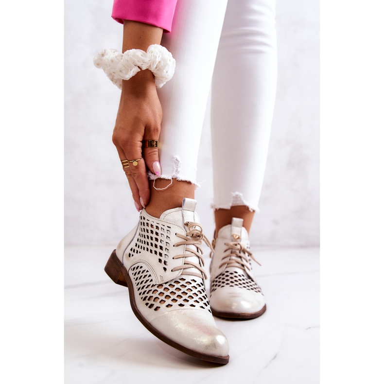 Genombrutna stövlar i läder Nicole 2704/004 Vit och guld 1