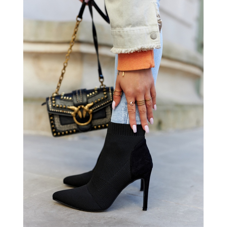 S.Barski Kvinnors stövlar med en strumpa på en hög klack svart i natt 2