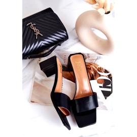 FJ1 Skinnsvarta Netty-sandaler på häl 4