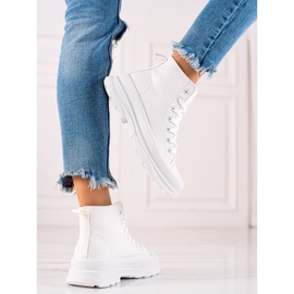 TRENDI Vita höga sneakers 1