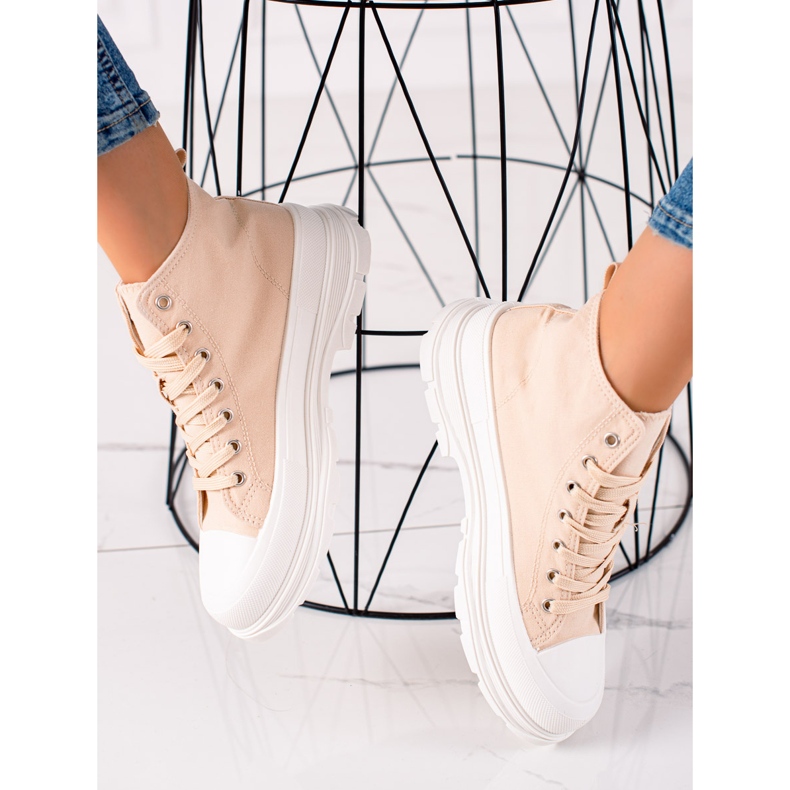 TRENDI Bekväma sneakers på plattformen beige 1
