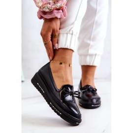 Vinceza Damlackerade Loafers På Wedge Black Frilly svart 1