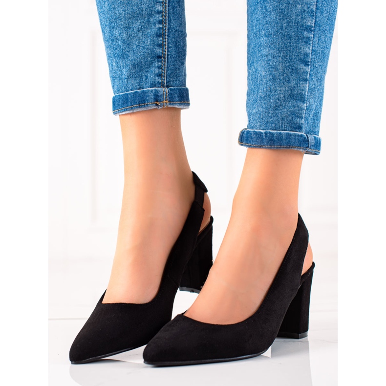 Evento Pumpar med en upptäckt klack svart 1