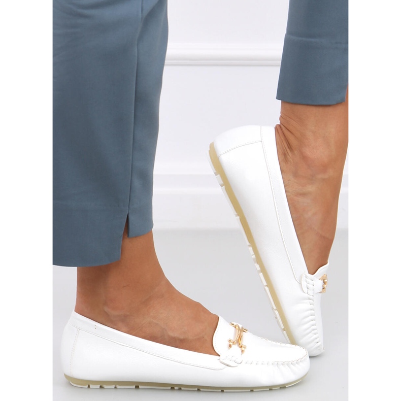 Pihu Blanco loafers dam vit 2