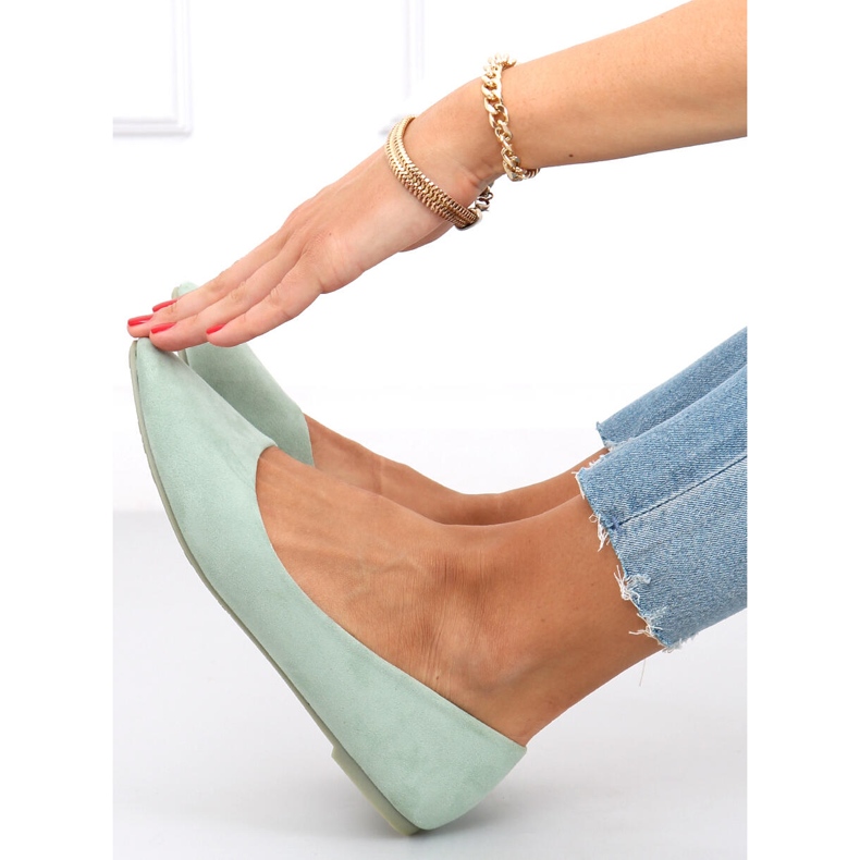 Pari Green ballerinor i slät mocka grön 1