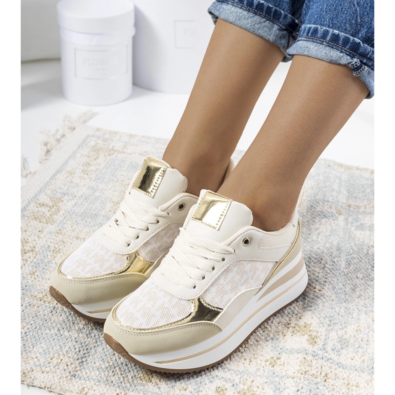 Beige Farnese sneakers 1