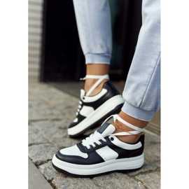 FG2 Damsportskor vita och svarta New Haven 2