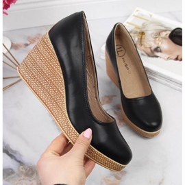 Läderpumpar på kilen Filippo W PAW339A svart 1