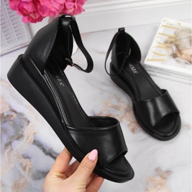 Svarta Vinceza W JAN102A kilsandaler 1