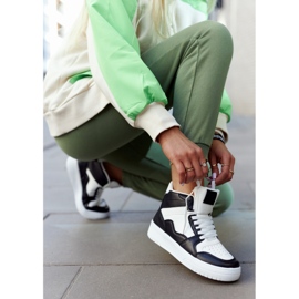 FG2 Höga sportskor för kvinnor Vita och svarta Megithoe 2