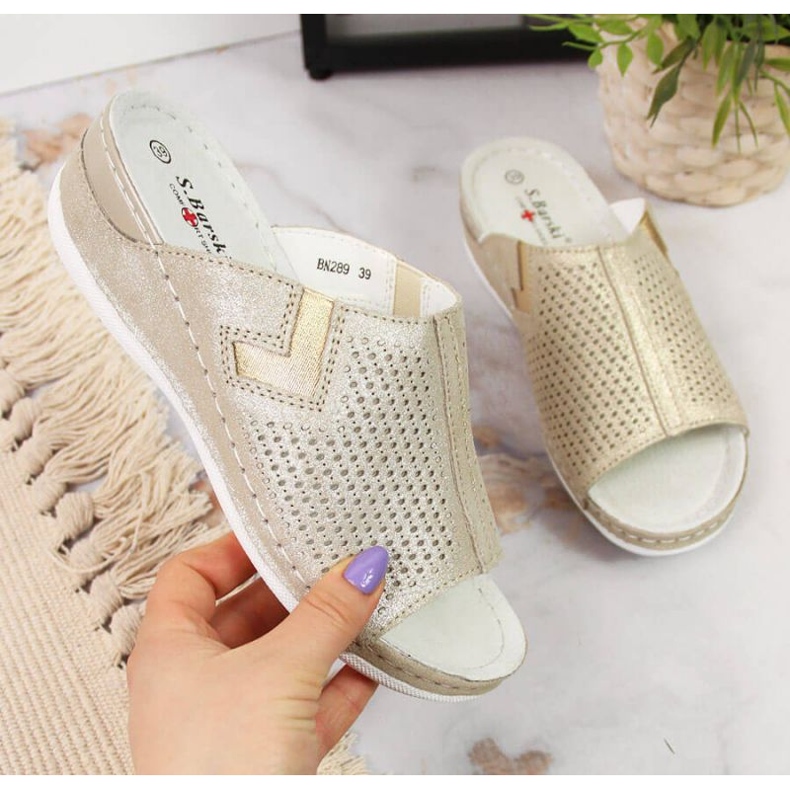 Läder wedge tofflor S. Barski W OLI163B gyllene 1