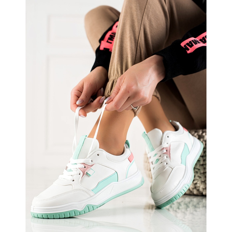TRENDI Mint sportskor vit grön 1