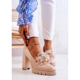 PA2 Eleganta pumpar med dekoration Vanligt beige caterine 1