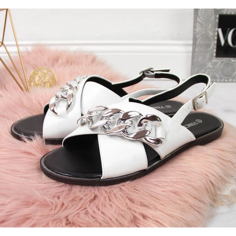 Sandaler med kedja Vinceza W JAN116B vit 2