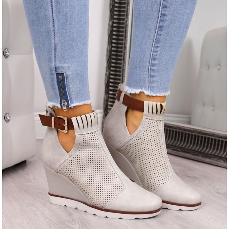 Genombrutna wedge sneakers Filippo W PAW117A beige 2