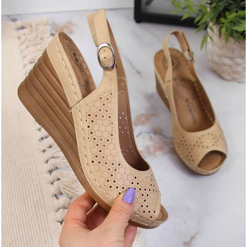 Kilsandaler eVento W EVE349B beige 1