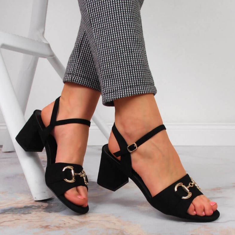 Sandaler på stolpen med dekorationen S. Bararski W OLI158A svart 2