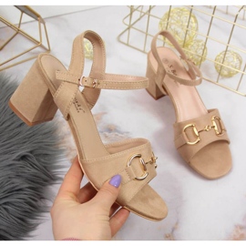 Sandaler på stolpen med prydnaden S. Barski W OLI158B beige 1