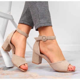 Sandaler på Vinceza W JAN96D beige stolpe 2