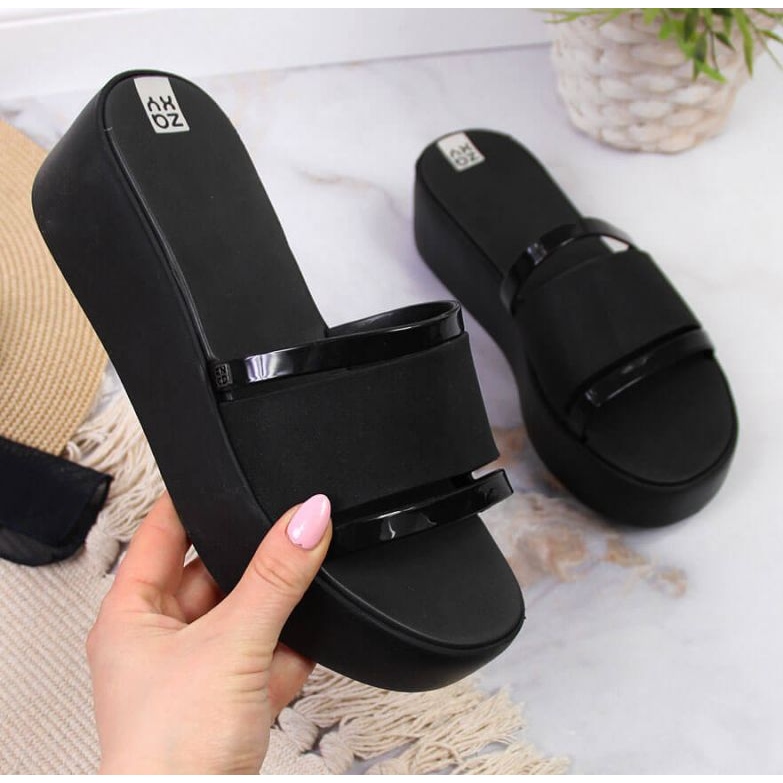 Gummitofflor på Zaxy W INT1708B plattform svart 1