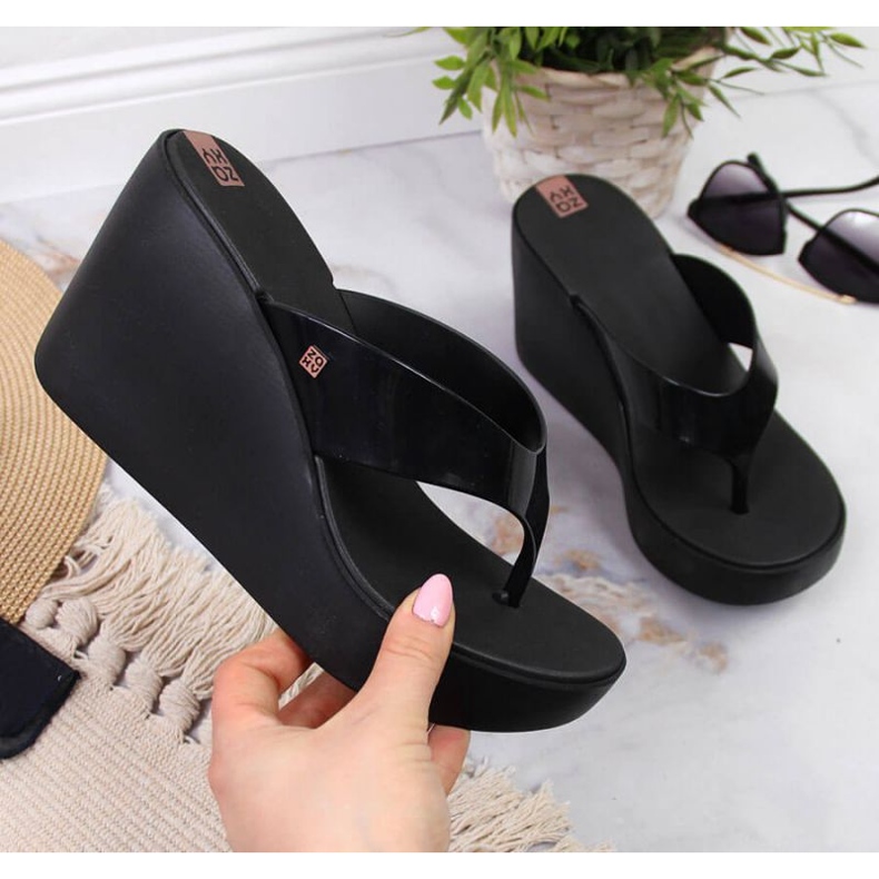 Zaxy W INT1710A svarta gummitofflor 1