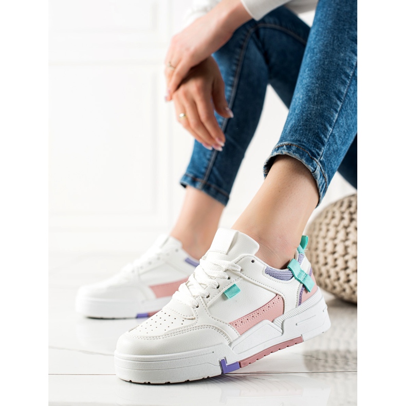 TRENDI Färgglada sneakers på plattformen vit violett blå rosa 1