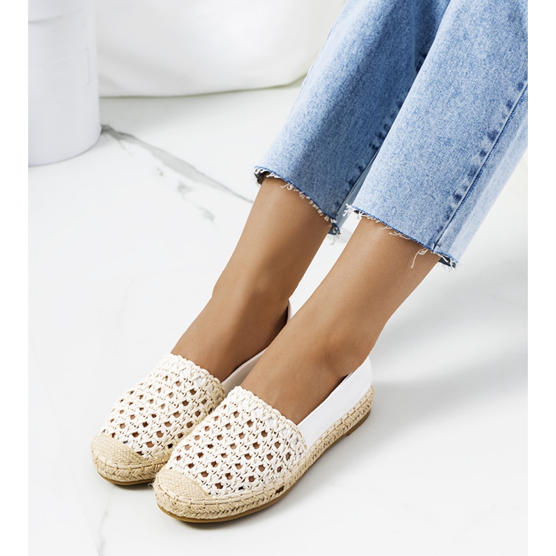 Kiomi Ecru Espadrilles flätade vit 1